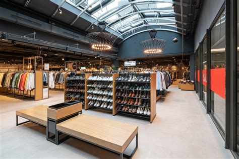 zalando outlet stores.